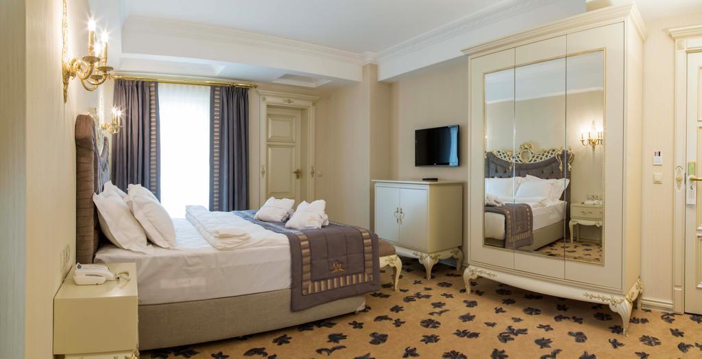 Otel Cassiel 4*