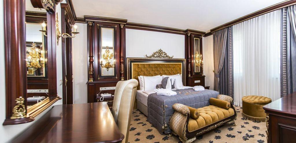 Otel Cassiel 4*