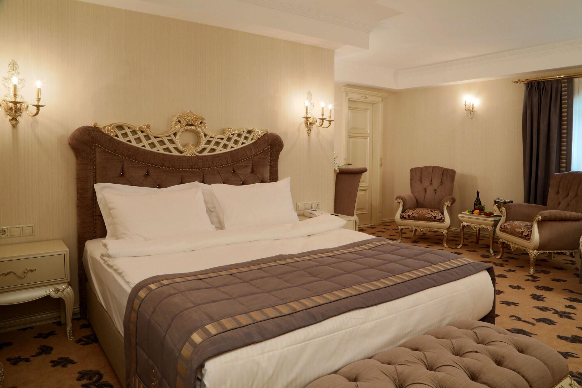 Otel Cassiel 4*